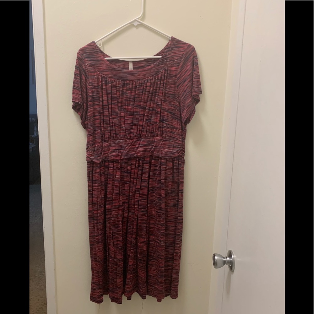 Casual short sleeve knit dress